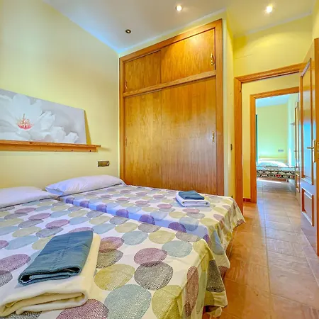 Family & Friends Getaway In Palamos