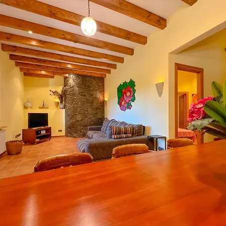 Family & Friends Getaway In Palamos